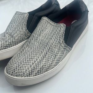 Dr. Scholls Memory Fit Shoes